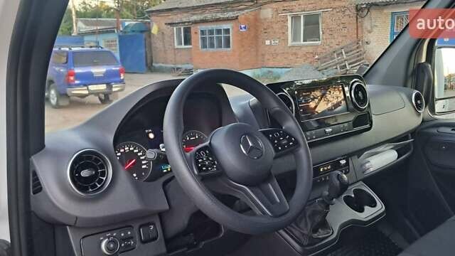 Белый Мерседес Sprinter, объемом двигателя 2 л и пробегом 241 тыс. км за 36500 $, фото 31 на Automoto.ua