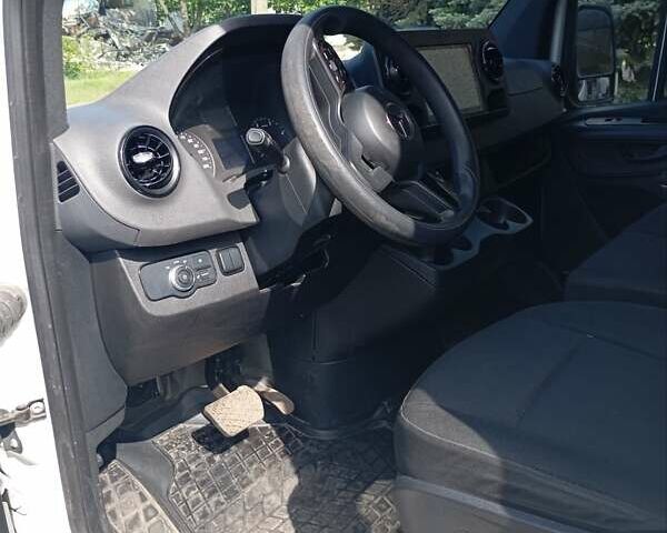 Білий Мерседес Sprinter, об'ємом двигуна 2.99 л та пробігом 170 тис. км за 44000 $, фото 9 на Automoto.ua
