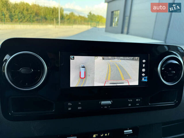 Белый Мерседес Sprinter, объемом двигателя 0 л и пробегом 136 тыс. км за 29999 $, фото 71 на Automoto.ua