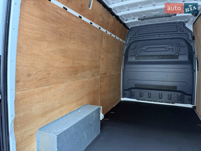 Белый Мерседес Sprinter, объемом двигателя 0 л и пробегом 136 тыс. км за 29999 $, фото 37 на Automoto.ua