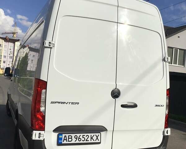 Білий Мерседес Sprinter, об'ємом двигуна 2.99 л та пробігом 380 тис. км за 52954 $, фото 11 на Automoto.ua