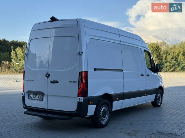 Белый Мерседес Sprinter, объемом двигателя 0 л и пробегом 136 тыс. км за 29999 $, фото 8 на Automoto.ua