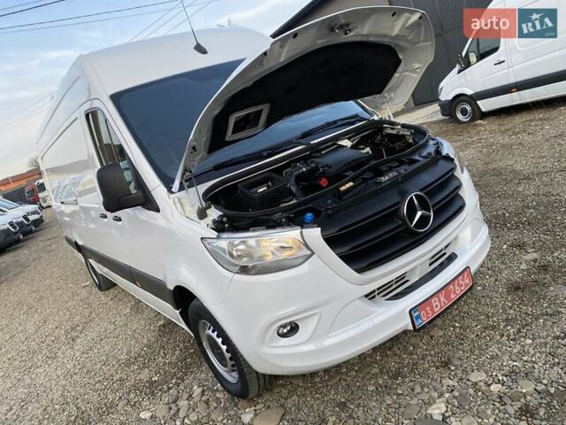 Белый Мерседес Sprinter, объемом двигателя 2.2 л и пробегом 160 тыс. км за 25999 $, фото 80 на Automoto.ua