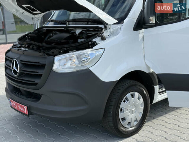 Білий Мерседес Sprinter, об'ємом двигуна 2.2 л та пробігом 195 тис. км за 25900 $, фото 41 на Automoto.ua