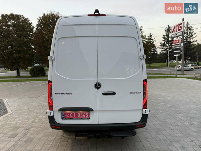 Белый Мерседес Sprinter, объемом двигателя 3 л и пробегом 87 тыс. км за 35555 $, фото 10 на Automoto.ua