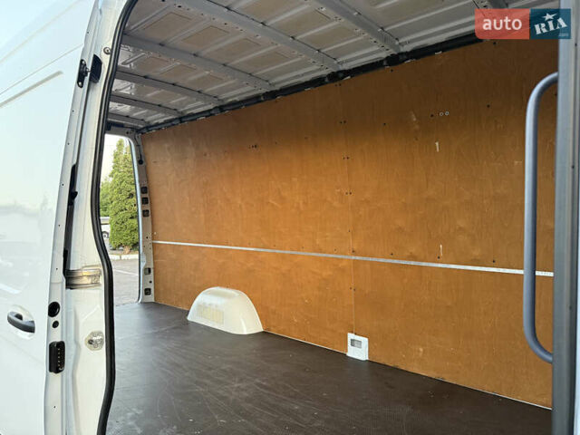 Білий Мерседес Sprinter, об'ємом двигуна 0 л та пробігом 199 тис. км за 23700 $, фото 46 на Automoto.ua