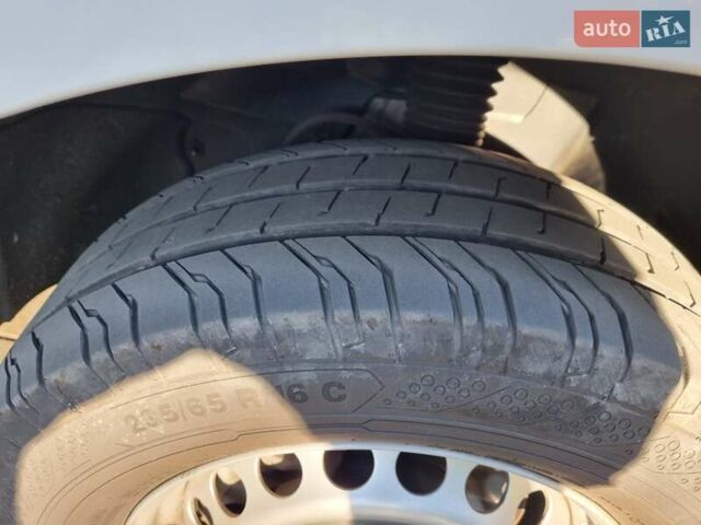 Білий Мерседес Sprinter, об'ємом двигуна 2 л та пробігом 292 тис. км за 38500 $, фото 47 на Automoto.ua