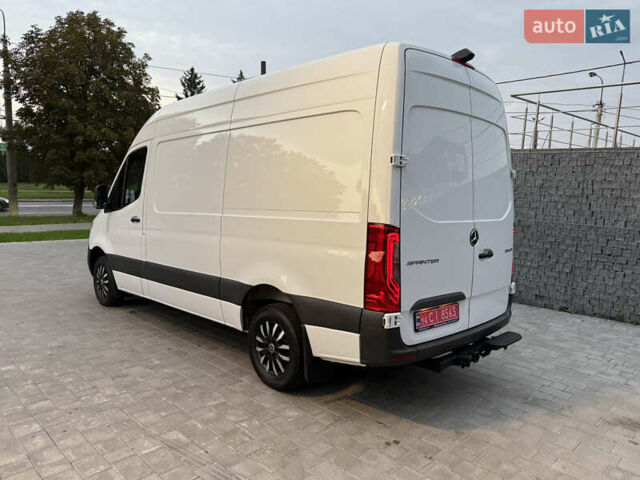 Белый Мерседес Sprinter, объемом двигателя 3 л и пробегом 87 тыс. км за 35555 $, фото 26 на Automoto.ua