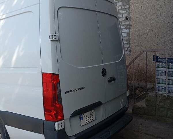 Білий Мерседес Sprinter, об'ємом двигуна 2.99 л та пробігом 170 тис. км за 44000 $, фото 6 на Automoto.ua