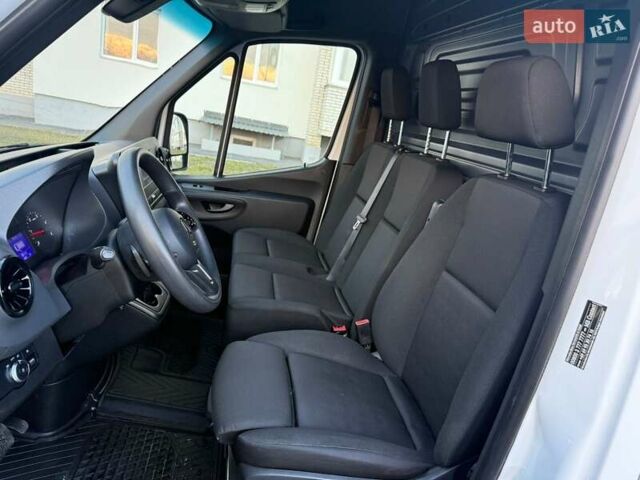 Белый Мерседес Sprinter, объемом двигателя 1.95 л и пробегом 207 тыс. км за 31900 $, фото 18 на Automoto.ua
