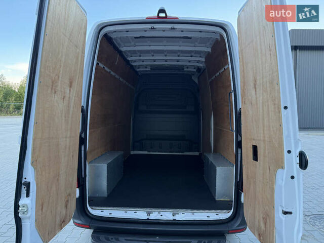 Белый Мерседес Sprinter, объемом двигателя 0 л и пробегом 136 тыс. км за 29999 $, фото 35 на Automoto.ua