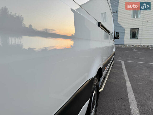 Білий Мерседес Sprinter, об'ємом двигуна 0 л та пробігом 199 тис. км за 23700 $, фото 29 на Automoto.ua