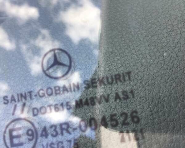 Білий Мерседес Sprinter, об'ємом двигуна 2.99 л та пробігом 380 тис. км за 52954 $, фото 47 на Automoto.ua