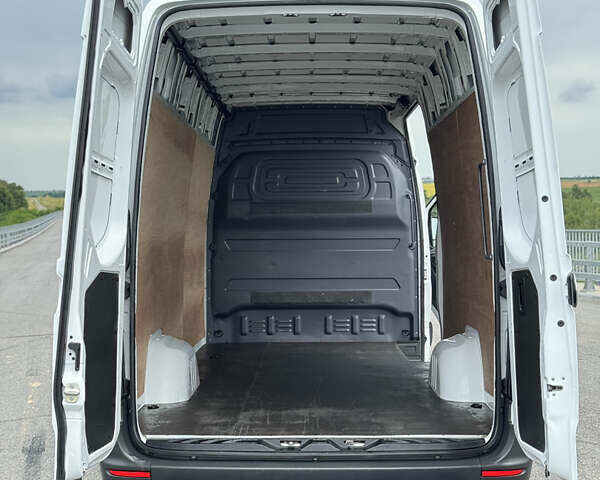 Белый Мерседес Sprinter, объемом двигателя 2.2 л и пробегом 220 тыс. км за 25900 $, фото 36 на Automoto.ua