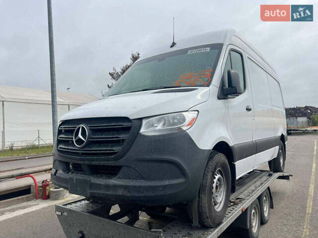 Белый Мерседес Sprinter, объемом двигателя 0 л и пробегом 2 тыс. км за 21000 $, фото 1 на Automoto.ua
