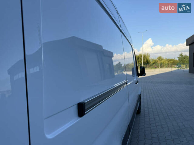 Белый Мерседес Sprinter, объемом двигателя 0 л и пробегом 136 тыс. км за 29999 $, фото 21 на Automoto.ua