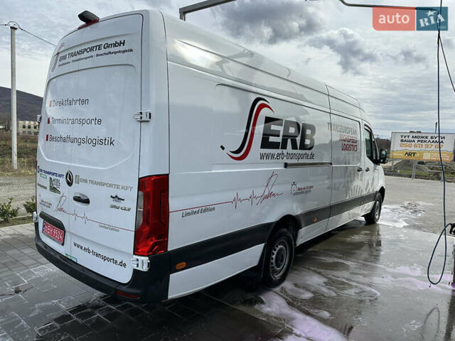 Белый Мерседес Sprinter, объемом двигателя 3 л и пробегом 400 тыс. км за 36500 $, фото 3 на Automoto.ua