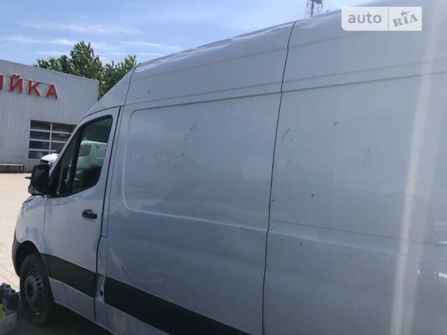Белый Мерседес Sprinter, объемом двигателя 2.99 л и пробегом 137 тыс. км за 31900 $, фото 39 на Automoto.ua