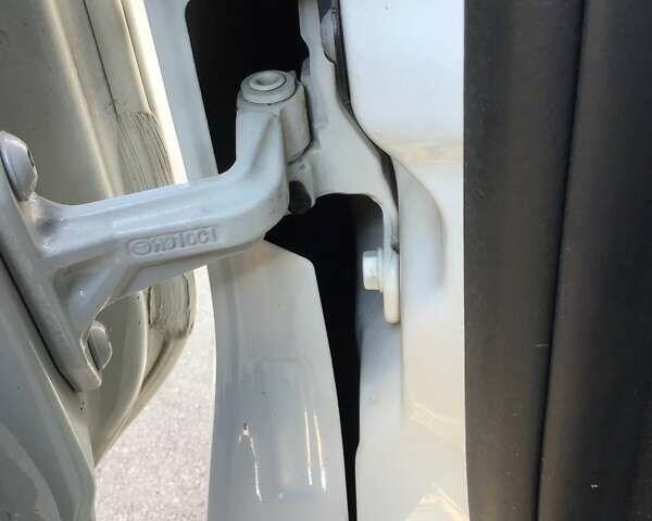 Білий Мерседес Sprinter, об'ємом двигуна 2.99 л та пробігом 380 тис. км за 52954 $, фото 24 на Automoto.ua