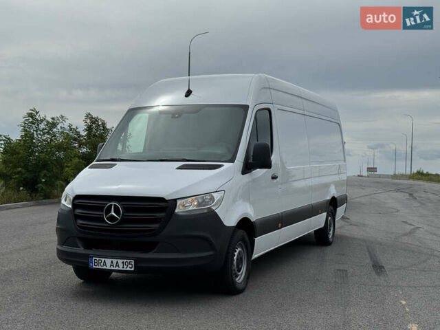 Белый Мерседес Sprinter, объемом двигателя 2.2 л и пробегом 220 тыс. км за 25900 $, фото 6 на Automoto.ua