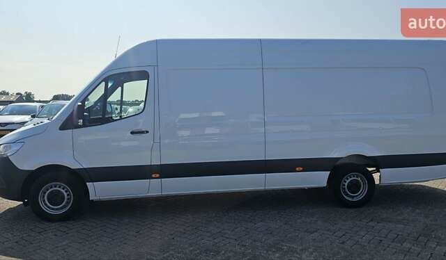 Белый Мерседес Sprinter, объемом двигателя 1.95 л и пробегом 221 тыс. км за 29900 $, фото 8 на Automoto.ua