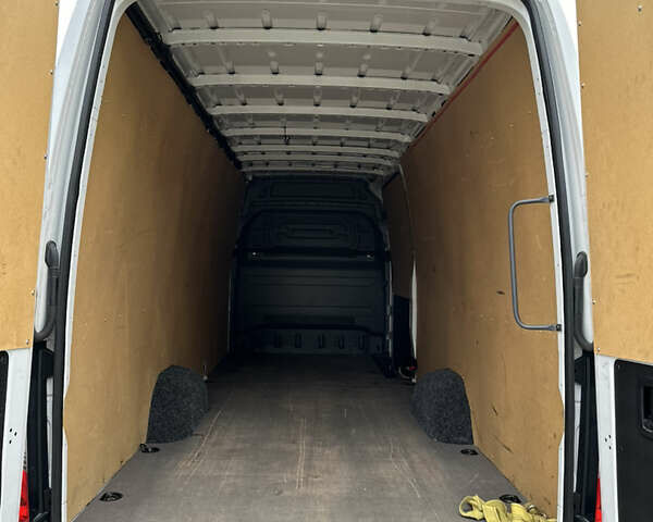 Білий Мерседес Sprinter, об'ємом двигуна 2.99 л та пробігом 400 тис. км за 36999 $, фото 16 на Automoto.ua