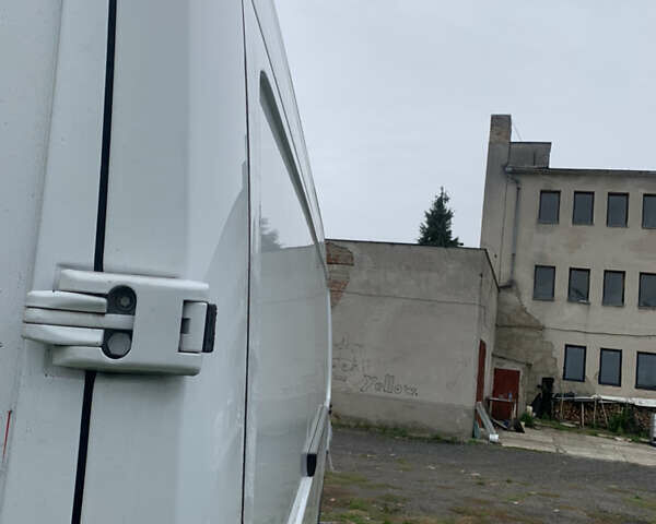 Білий Мерседес Sprinter, об'ємом двигуна 2 л та пробігом 83 тис. км за 22000 $, фото 9 на Automoto.ua