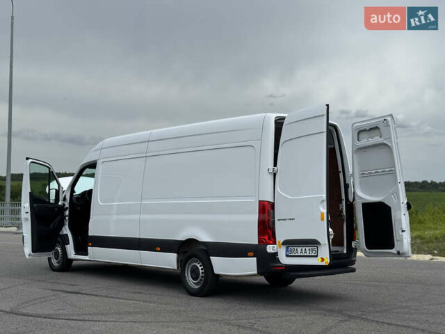 Белый Мерседес Sprinter, объемом двигателя 2.2 л и пробегом 220 тыс. км за 25900 $, фото 47 на Automoto.ua