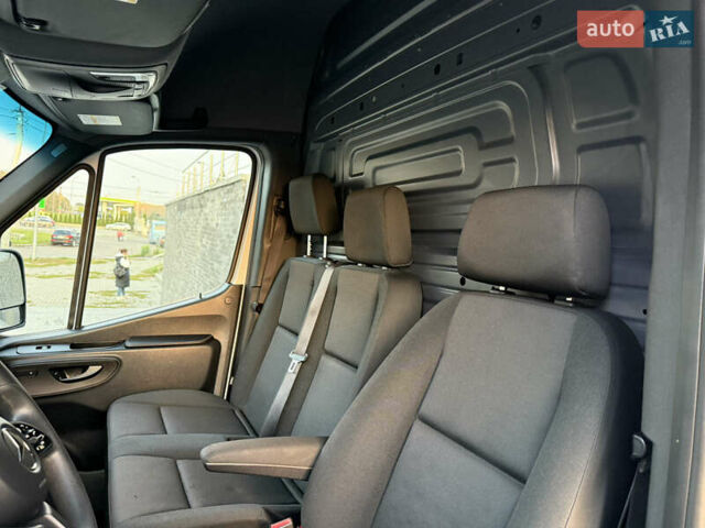 Белый Мерседес Sprinter, объемом двигателя 3 л и пробегом 87 тыс. км за 35555 $, фото 90 на Automoto.ua