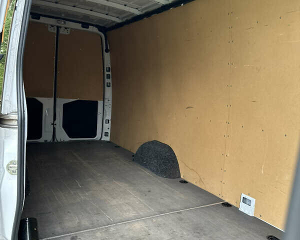 Білий Мерседес Sprinter, об'ємом двигуна 2.99 л та пробігом 400 тис. км за 36999 $, фото 15 на Automoto.ua