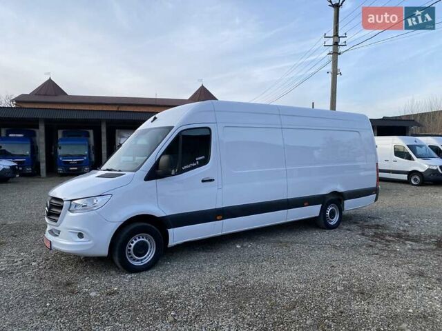 Белый Мерседес Sprinter, объемом двигателя 2.2 л и пробегом 160 тыс. км за 25999 $, фото 6 на Automoto.ua