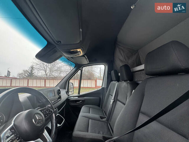 Белый Мерседес Sprinter, объемом двигателя 1.95 л и пробегом 191 тыс. км за 29000 $, фото 27 на Automoto.ua