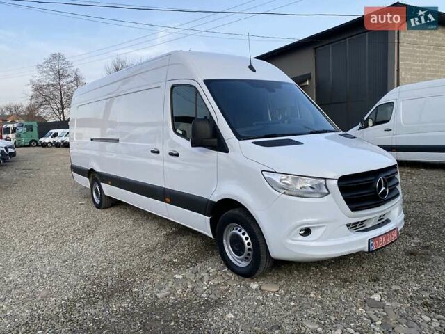 Белый Мерседес Sprinter, объемом двигателя 2.2 л и пробегом 160 тыс. км за 25999 $, фото 26 на Automoto.ua