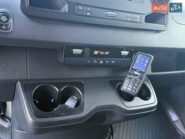 Белый Мерседес Sprinter, объемом двигателя 1.95 л и пробегом 207 тыс. км за 31900 $, фото 21 на Automoto.ua