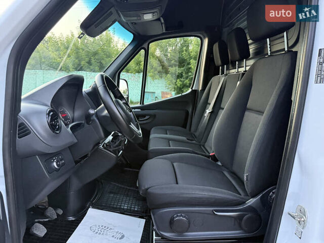 Білий Мерседес Sprinter, об'ємом двигуна 0 л та пробігом 199 тис. км за 23700 $, фото 52 на Automoto.ua