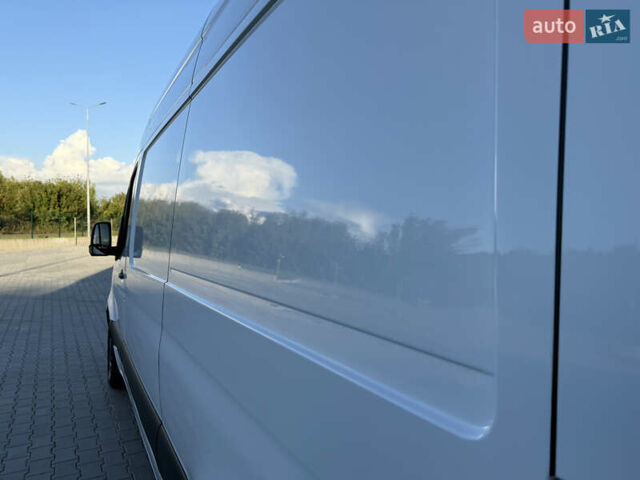 Белый Мерседес Sprinter, объемом двигателя 0 л и пробегом 136 тыс. км за 29999 $, фото 26 на Automoto.ua