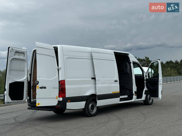 Белый Мерседес Sprinter, объемом двигателя 2.2 л и пробегом 220 тыс. км за 25900 $, фото 50 на Automoto.ua