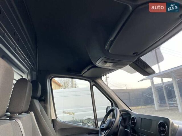Белый Мерседес Sprinter, объемом двигателя 2.2 л и пробегом 160 тыс. км за 25999 $, фото 50 на Automoto.ua