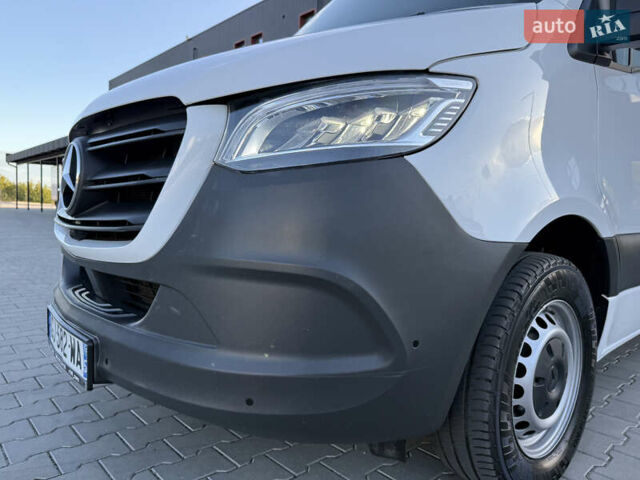 Белый Мерседес Sprinter, объемом двигателя 0 л и пробегом 136 тыс. км за 29999 $, фото 16 на Automoto.ua