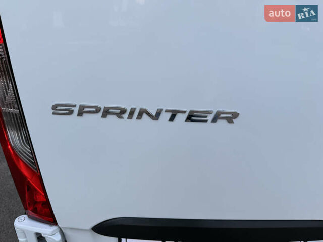 Білий Мерседес Sprinter, об'ємом двигуна 0 л та пробігом 199 тис. км за 23700 $, фото 33 на Automoto.ua