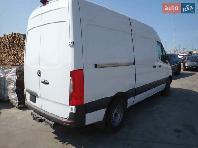 Белый Мерседес Sprinter, объемом двигателя 0 л и пробегом 2 тыс. км за 21000 $, фото 22 на Automoto.ua