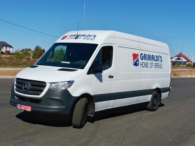 Белый Мерседес Sprinter, объемом двигателя 0 л и пробегом 150 тыс. км за 36000 $, фото 2 на Automoto.ua