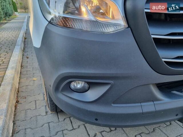 Білий Мерседес Sprinter, об'ємом двигуна 2 л та пробігом 292 тис. км за 38500 $, фото 32 на Automoto.ua