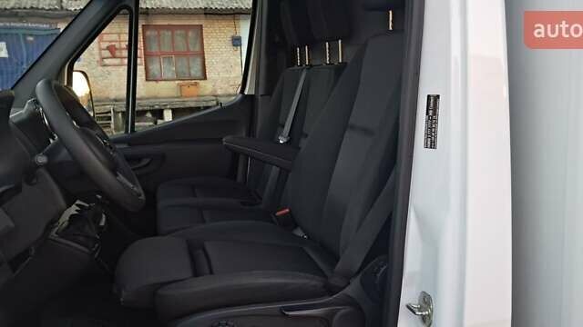 Белый Мерседес Sprinter, объемом двигателя 2 л и пробегом 241 тыс. км за 36500 $, фото 51 на Automoto.ua