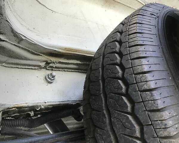 Білий Мерседес Sprinter, об'ємом двигуна 2.99 л та пробігом 380 тис. км за 52954 $, фото 79 на Automoto.ua