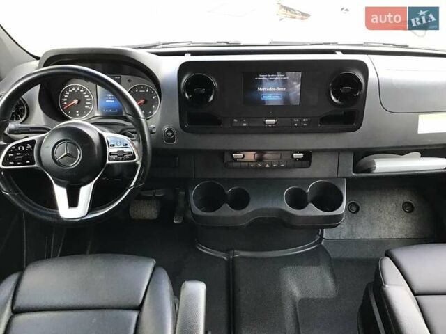 Білий Мерседес Sprinter, об'ємом двигуна 2.99 л та пробігом 380 тис. км за 52954 $, фото 51 на Automoto.ua
