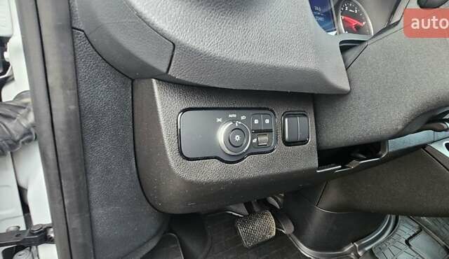 Белый Мерседес Sprinter, объемом двигателя 2.99 л и пробегом 22 тыс. км за 40500 $, фото 15 на Automoto.ua