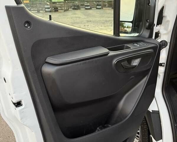 Білий Мерседес Sprinter, об'ємом двигуна 2.99 л та пробігом 120 тис. км за 43800 $, фото 12 на Automoto.ua