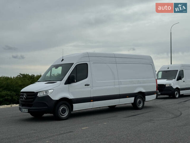 Белый Мерседес Sprinter, объемом двигателя 2.2 л и пробегом 220 тыс. км за 25900 $, фото 55 на Automoto.ua