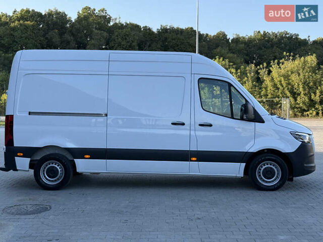 Белый Мерседес Sprinter, объемом двигателя 0 л и пробегом 136 тыс. км за 29999 $, фото 10 на Automoto.ua